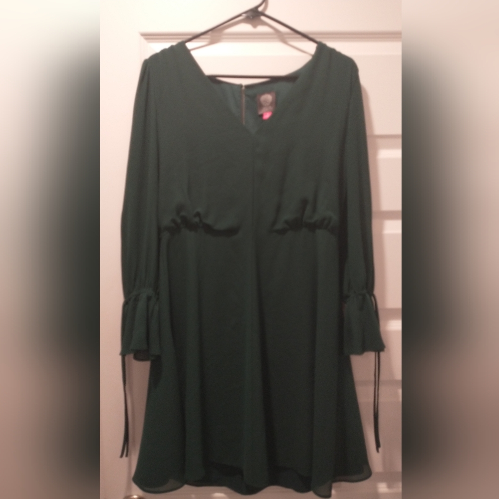 Vince Camuto Elegant Green Women's Dress, size 8